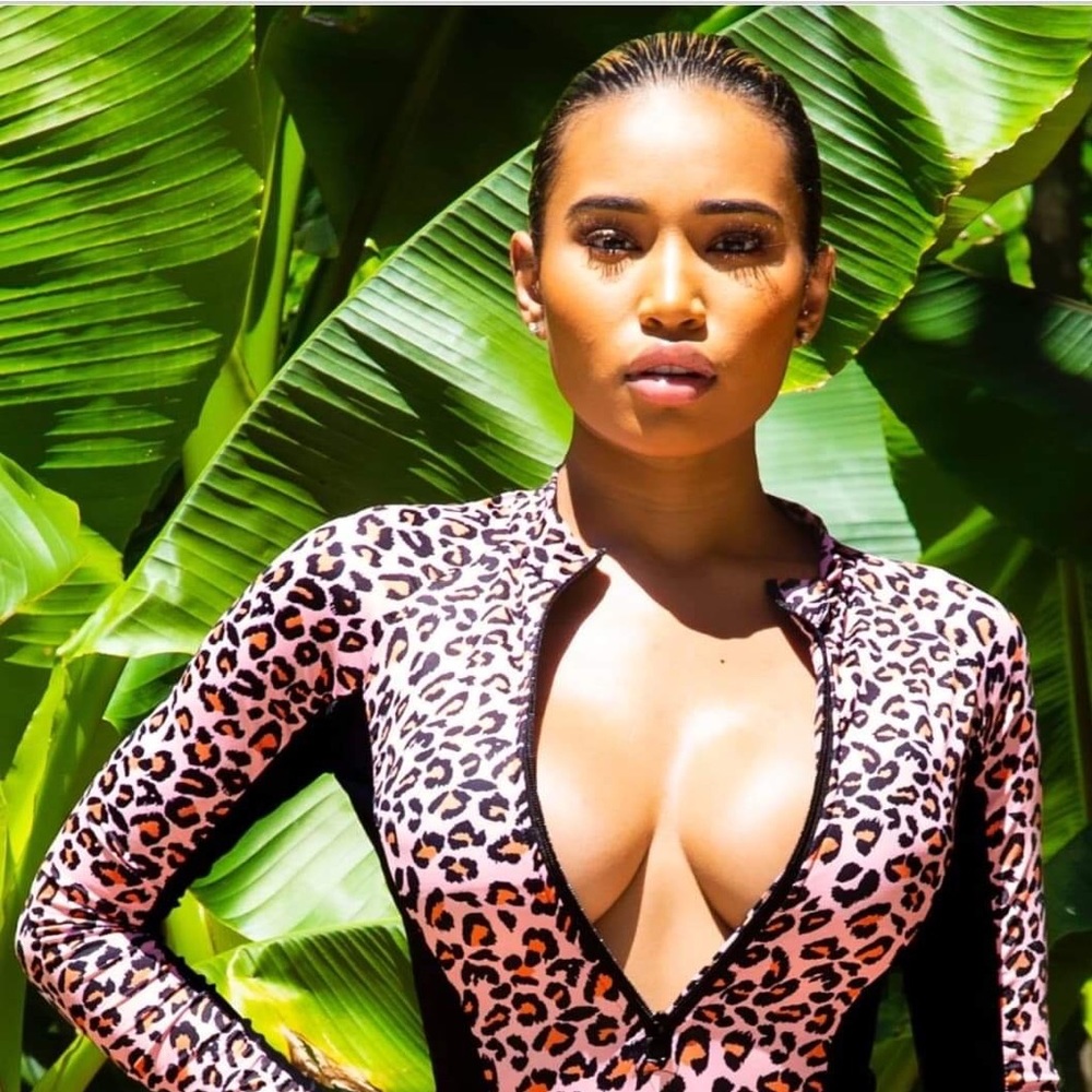 Yris One Piece bathing suit